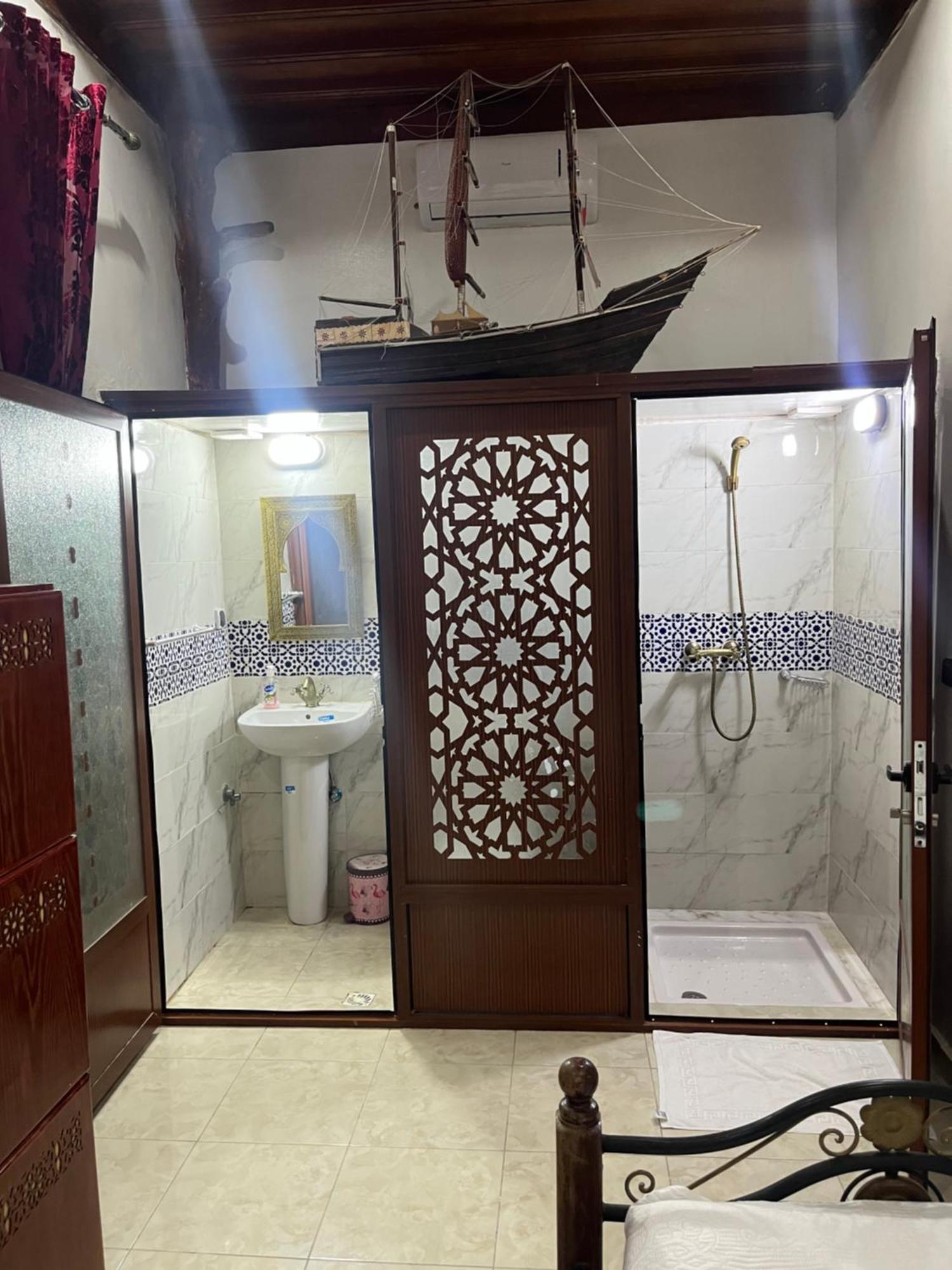 Riad El Wazania Rabat Luaran gambar